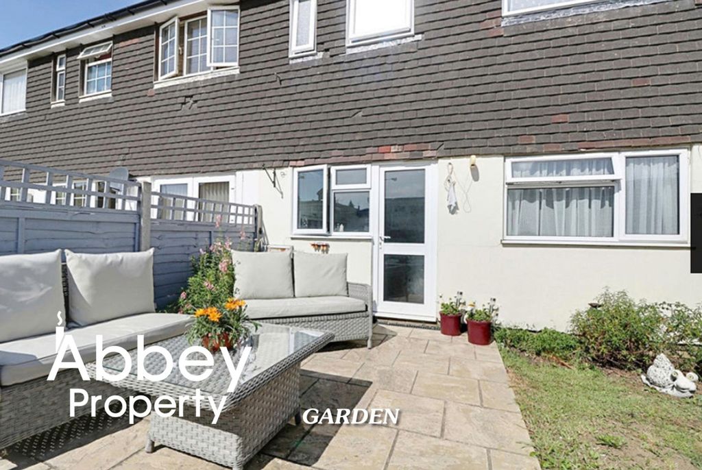 Property photo 1 of 24