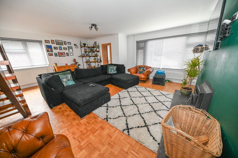 Property photo 3 of 19 Photo 3