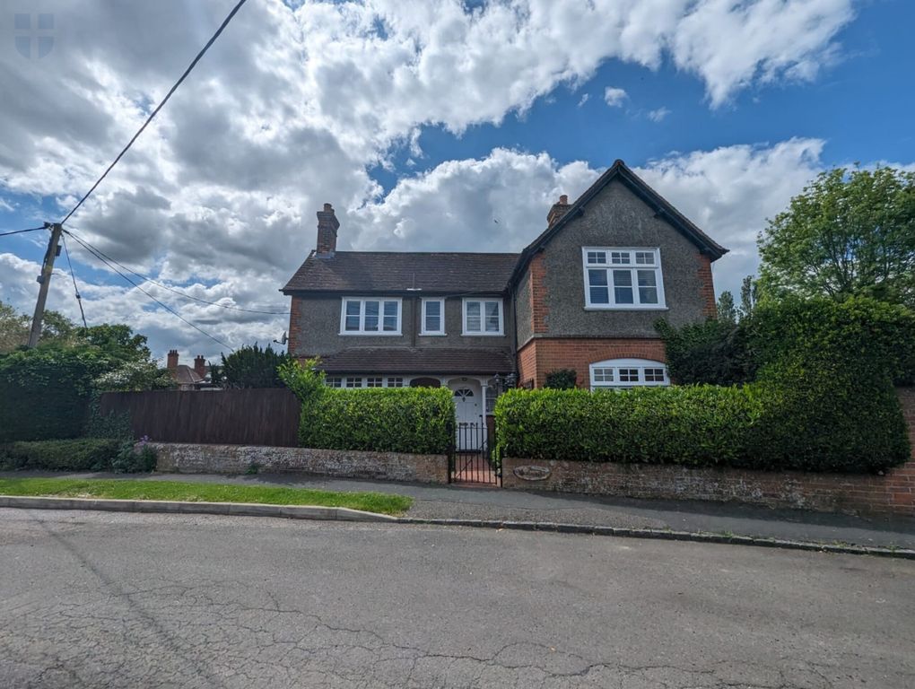 Property photo 1 of 20 Cam01064G0-Pr0488-Still037