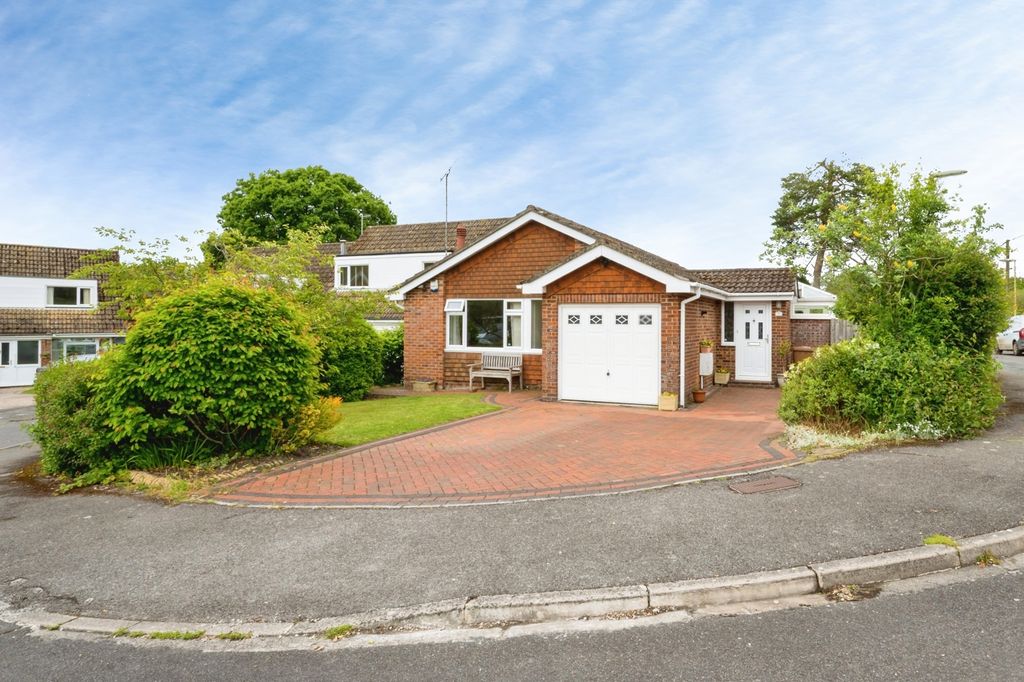 Property photo 1 of 33 Pbox-Img.Jpg