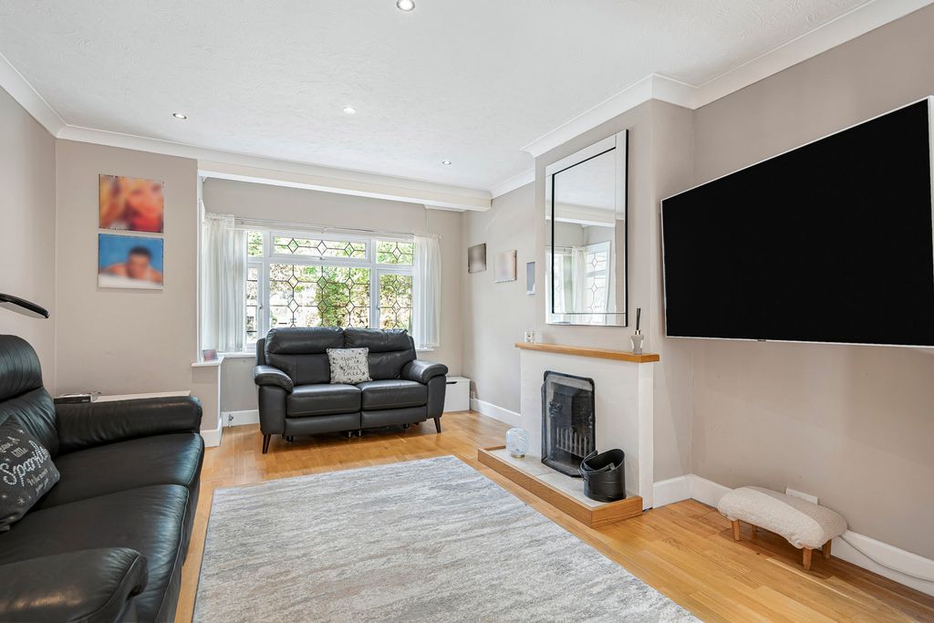 Property photo 3 of 21 Reception Room