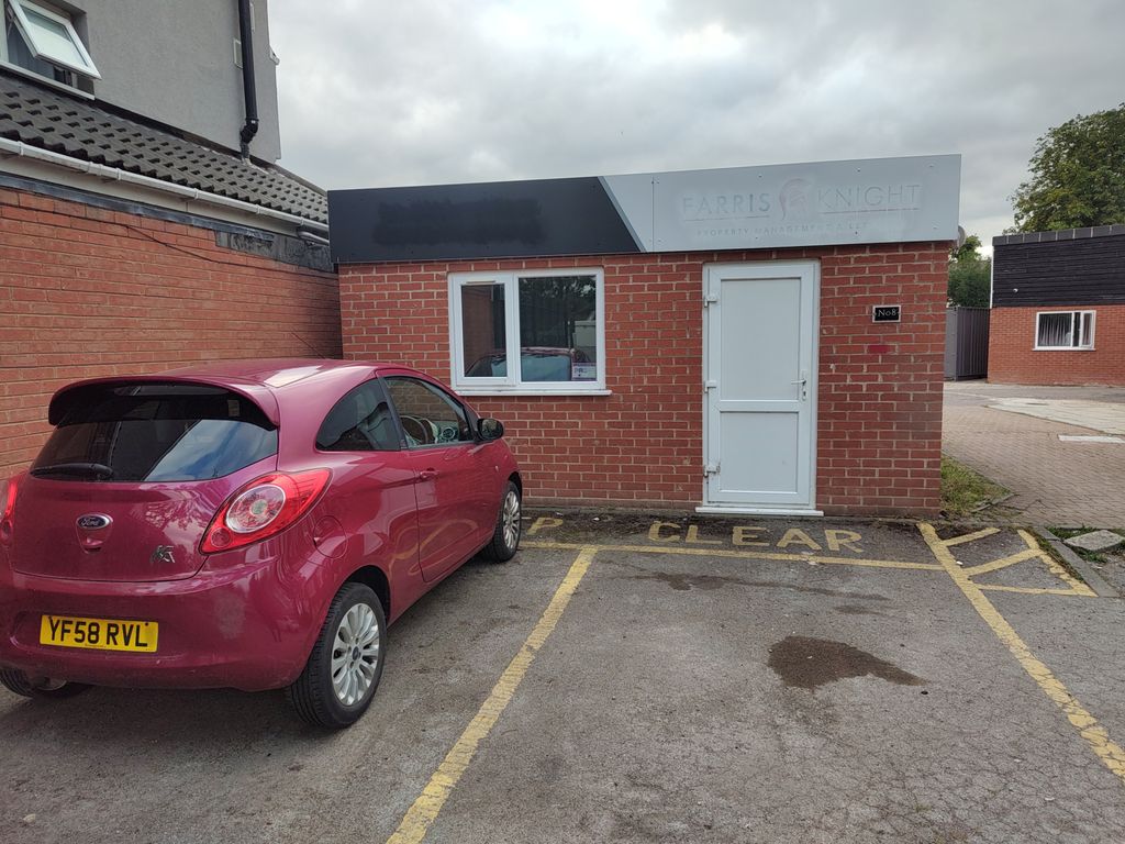 Property photo 1 of 6 Ground Floor Commercial Office B33 Birmingham Â€“ All Bills Included Â€“ Â£600 Pcm