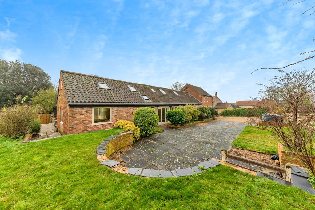 Property photo 2 of 41 The_Granary-48