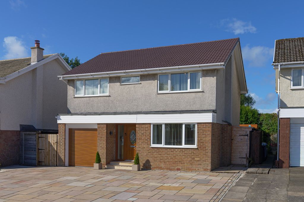 Property photo 1 of 33