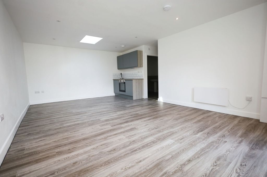 Property photo 1 of 4