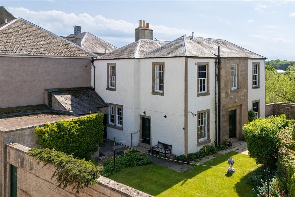 Property photo 1 of 27 3_Chalkheugh_Terrace-1.Jpg