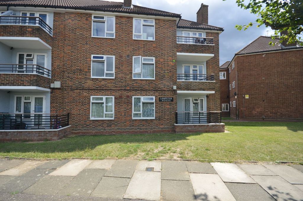 Property photo 1 of 6