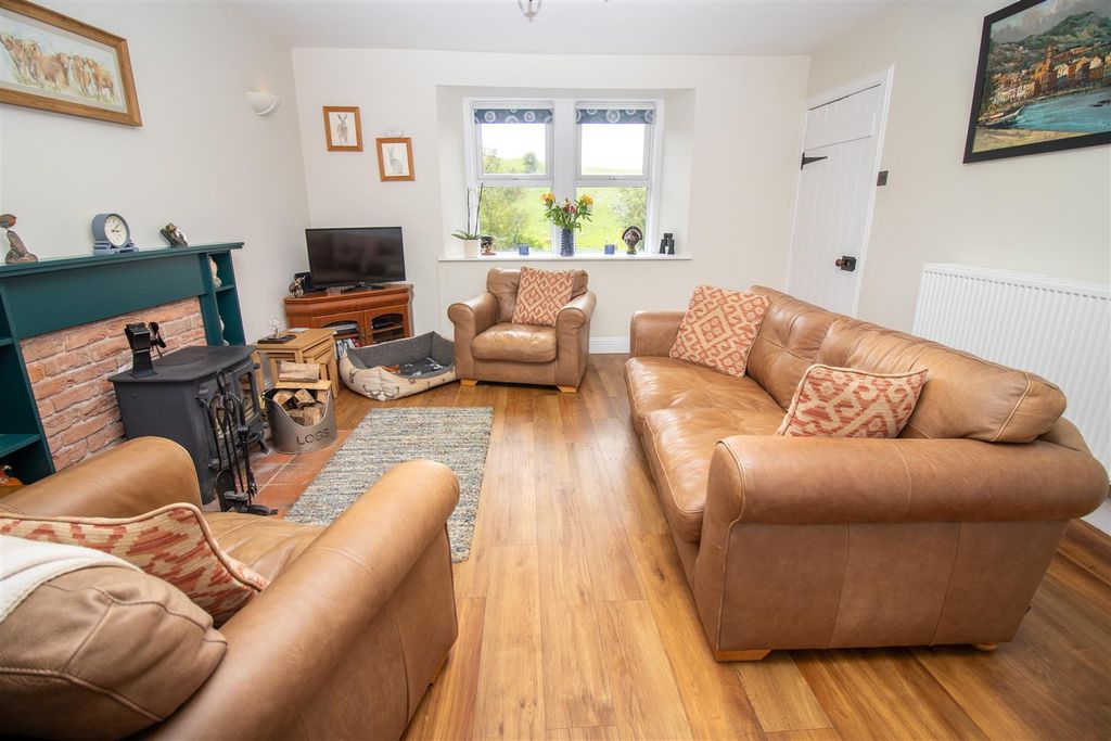 Property photo 2 of 38 Img_3890.Jpg