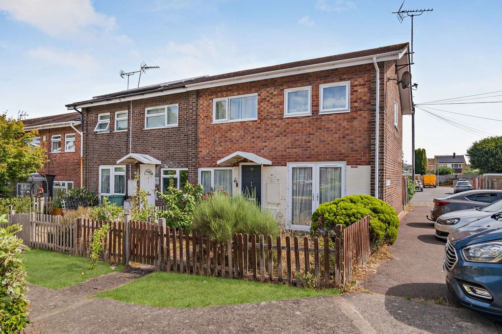 Property photo 1 of 17
