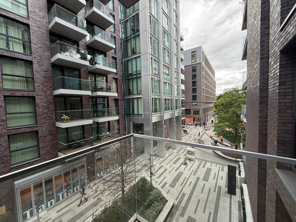 Property photo 2 of 25