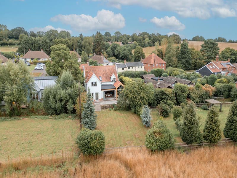 Property photo 1 of 28