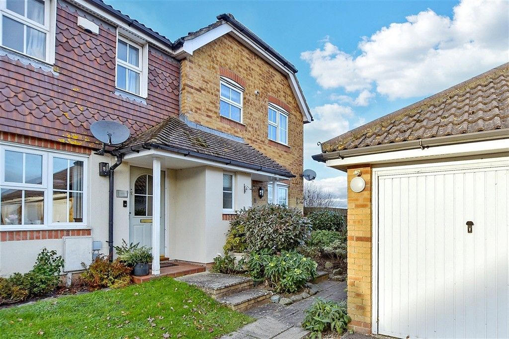 Property photo 2 of 17 External (Web)