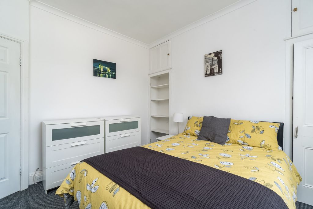 Property photo 1 of 5 0012