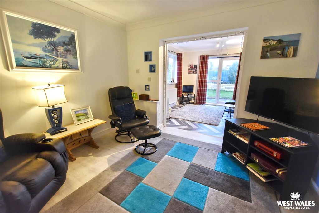 Property photo 2 of 20 17 (63).Jpg