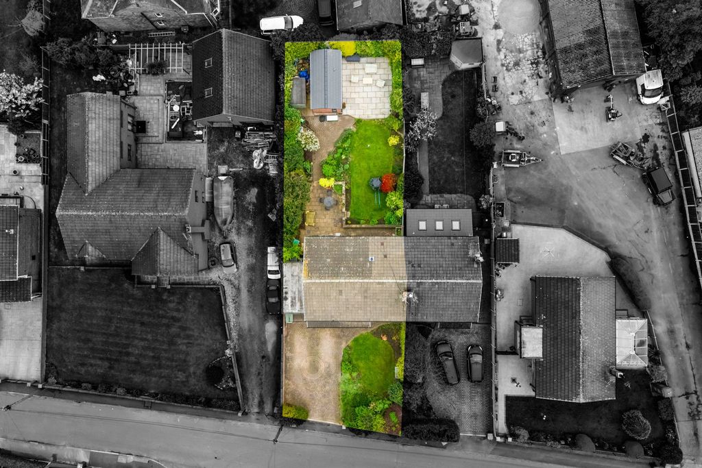 Property photo 3 of 31