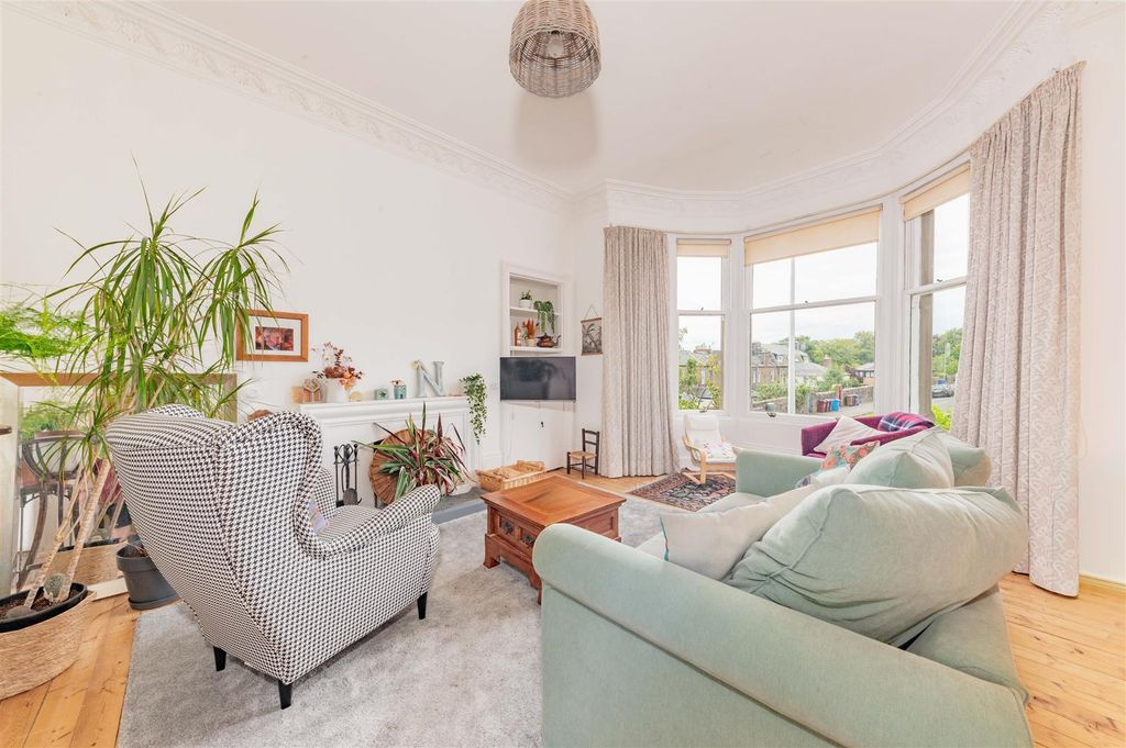 Property photo 3 of 24 11 West Park Road Dundee-1.Jpg