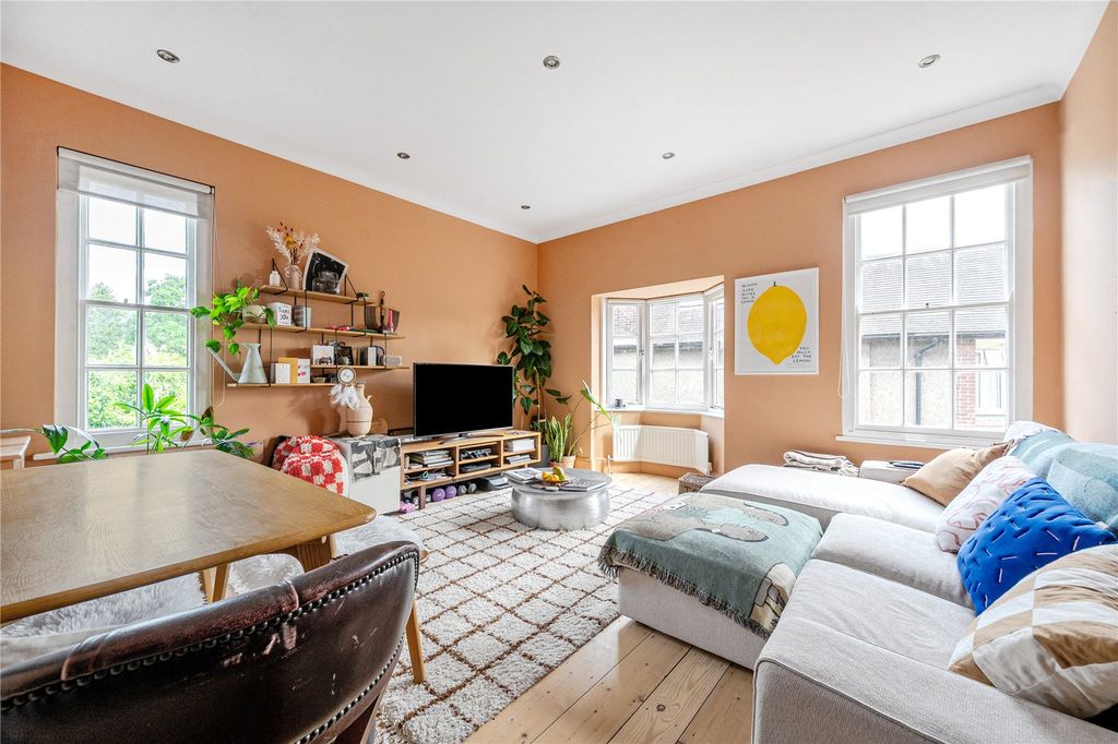 Property photo 2 of 19 Picture No. 02