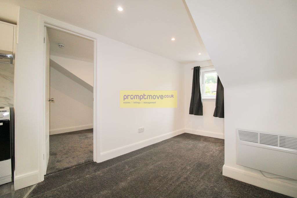 Property photo 1 of 7 Na