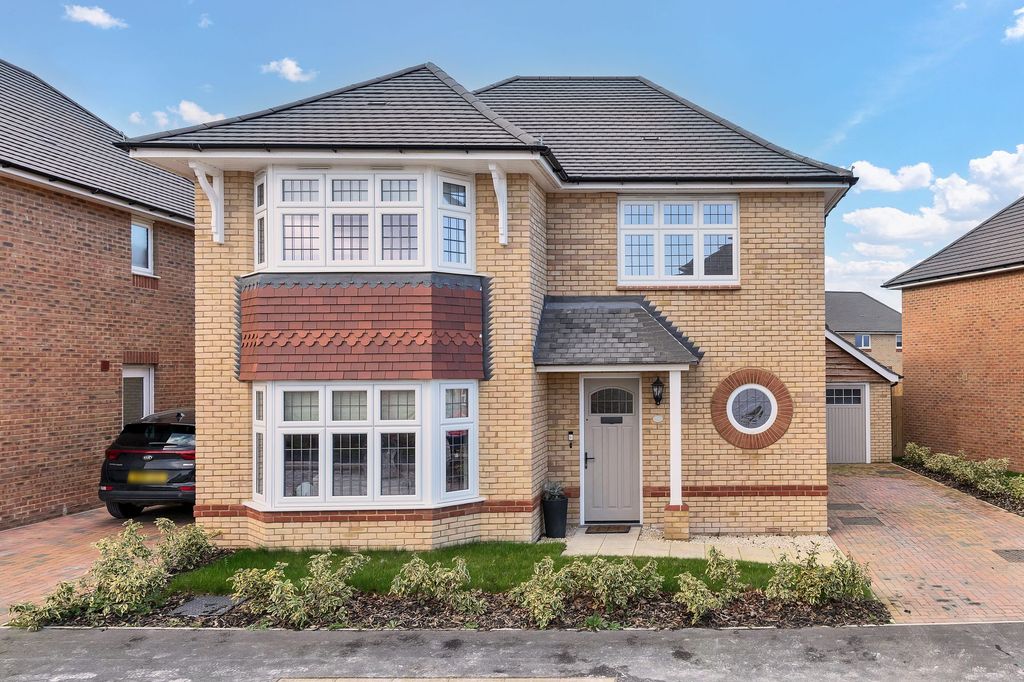 Property photo 1 of 21