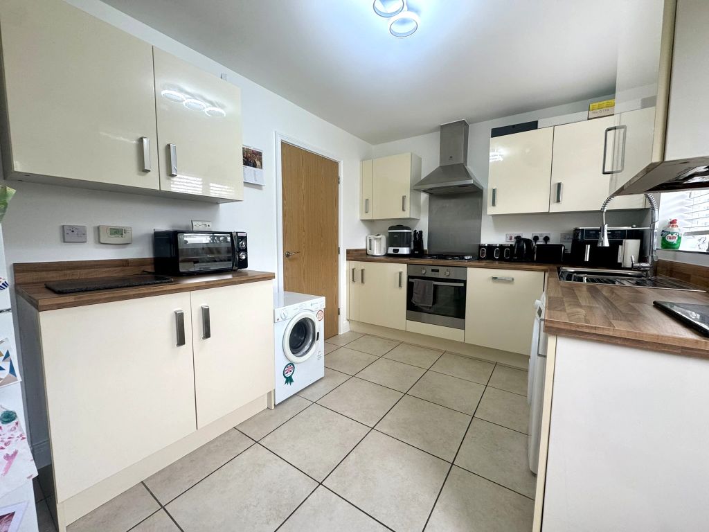 Property photo 3 of 15 37