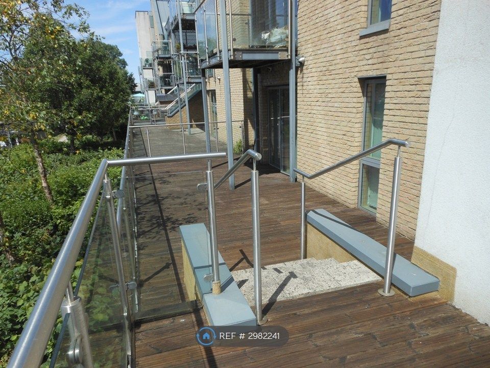 Property photo 1 of 18 Terrace Overlooking Canalside