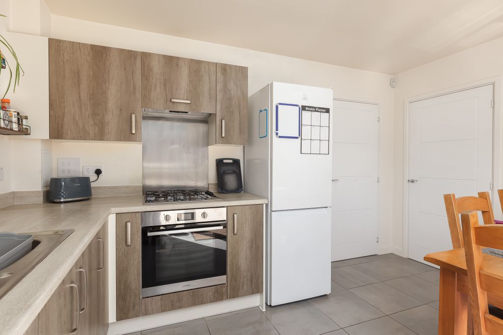 Additional image 4 of 3 bed terraced house for sale7 Broomview Path, Edinburgh EH11
