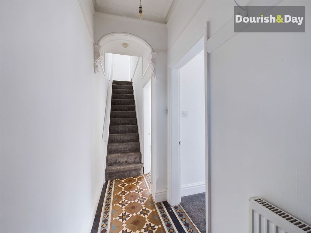 Property photo 3 of 11 Photo 7