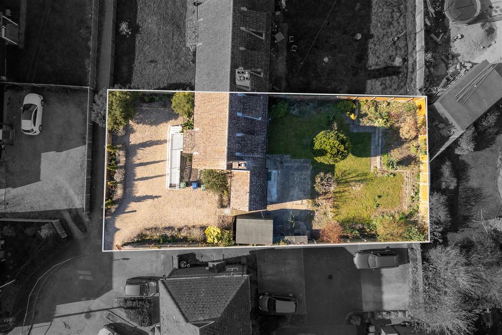 Property photo 3 of 19 16 Croft Rd, Isleham--2.Jpg