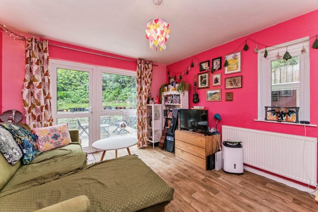 Property photo 3 of 23
