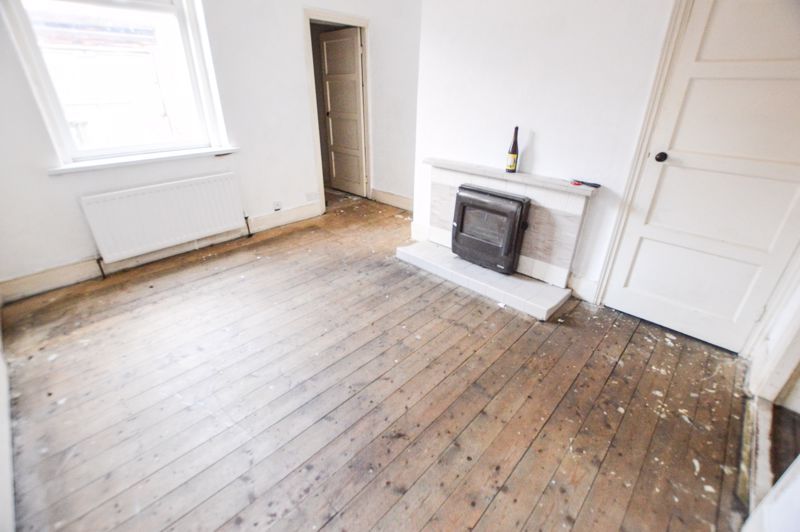 Property photo 3 of 10 Photo 3