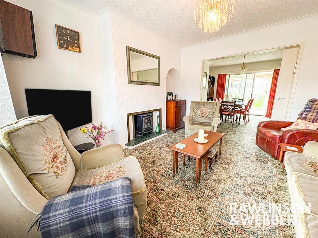 Property photo 3 of 19 2Ea5611A-9549-4064-B281-66286dc92481.Jpg