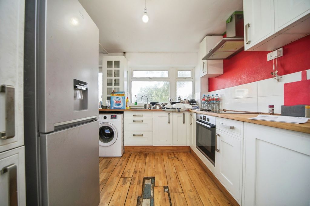 Property photo 3 of 14 Pbox-Img.Jpg