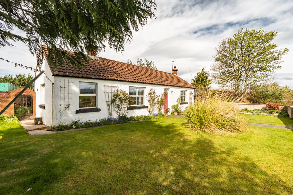 Property photo 1 of 33 Primary Property Image