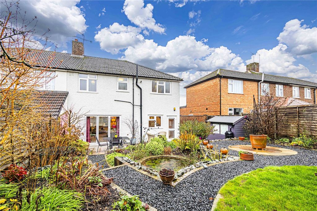 Property photo 3 of 26 Picture No. 25