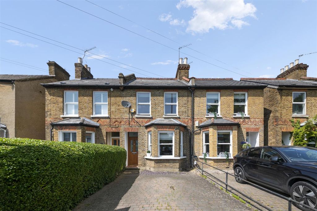Property photo 2 of 19
