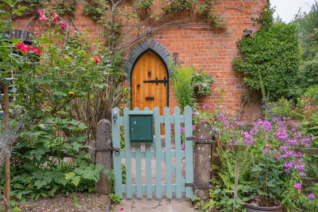 Property photo 3 of 16