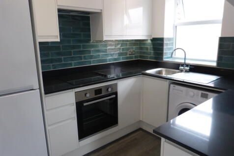 Property photo 2 of 5 85138_Flat_Neeld_Crescent_London_Greater_London_Nw4_3Rr_1L_Img_01_0000_Max_476x317