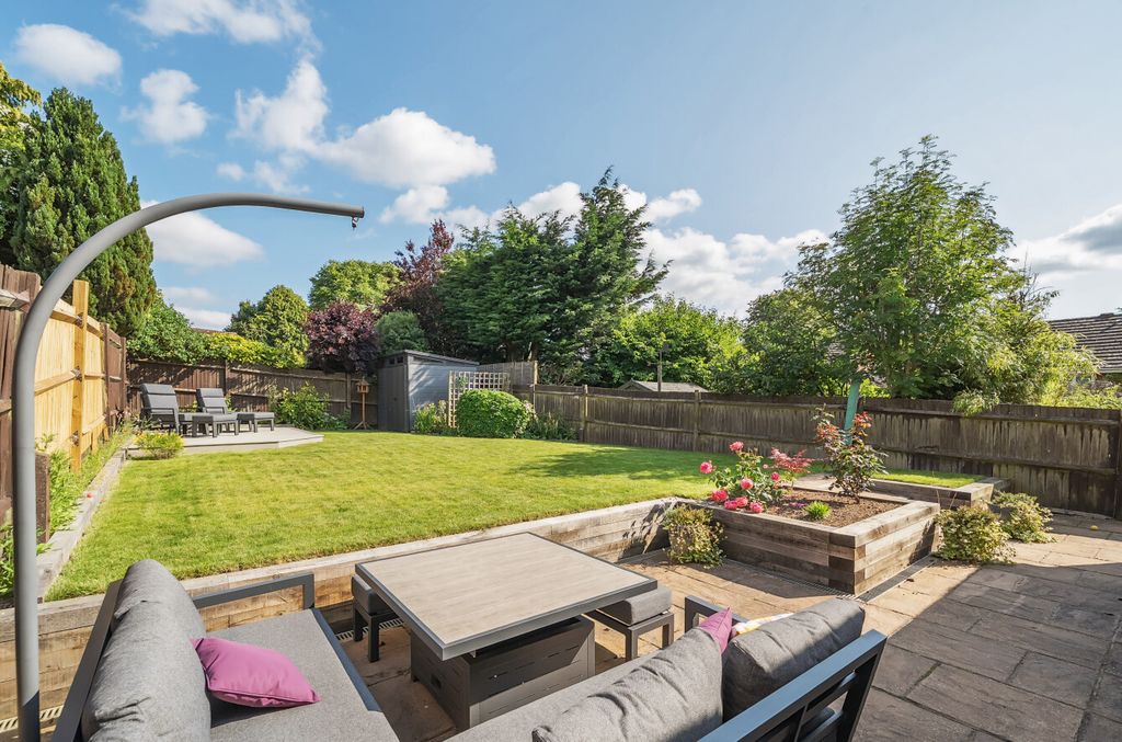 Property photo 3 of 21 1309219-2-68504Bd...