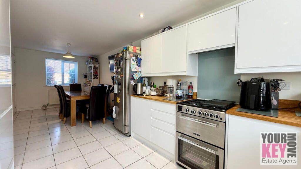 Property photo 2 of 19 Your Key Move - Estate Agents Hawkinge Experts, Covering Surrounding Areas
