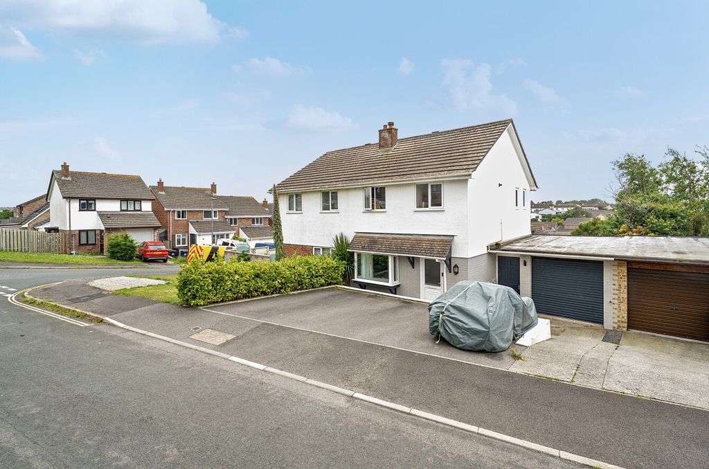 Property photo 1 of 18 1479460-2-6A33F80...