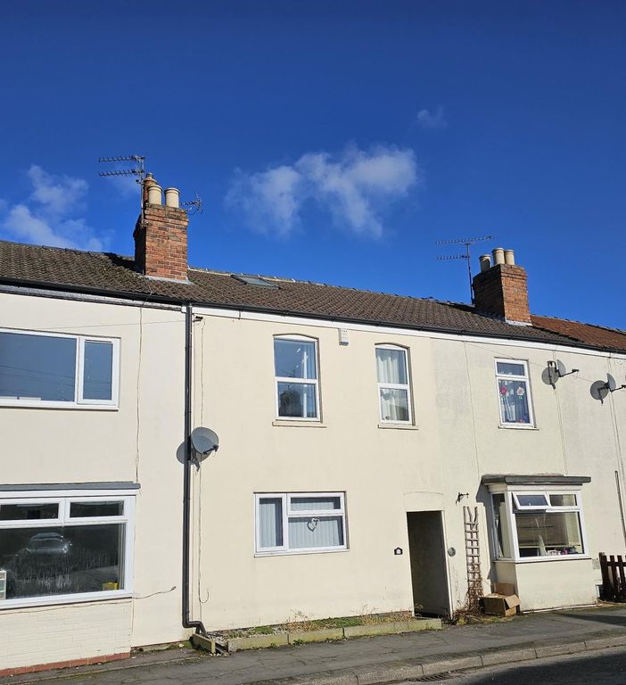 Property photo 1 of 3