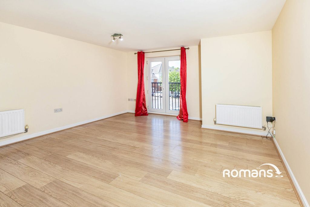 Property photo 2 of 10 Photo