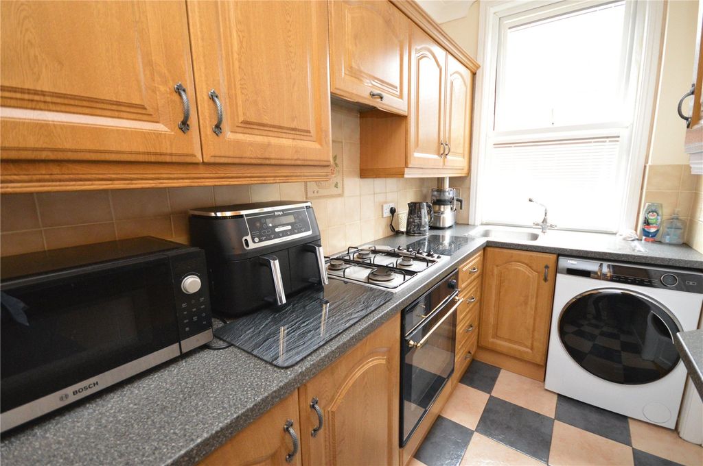 Property photo 3 of 9 Picture No. 05