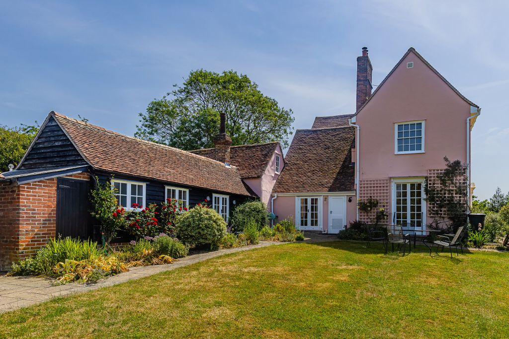Property photo 2 of 33 Annexe External