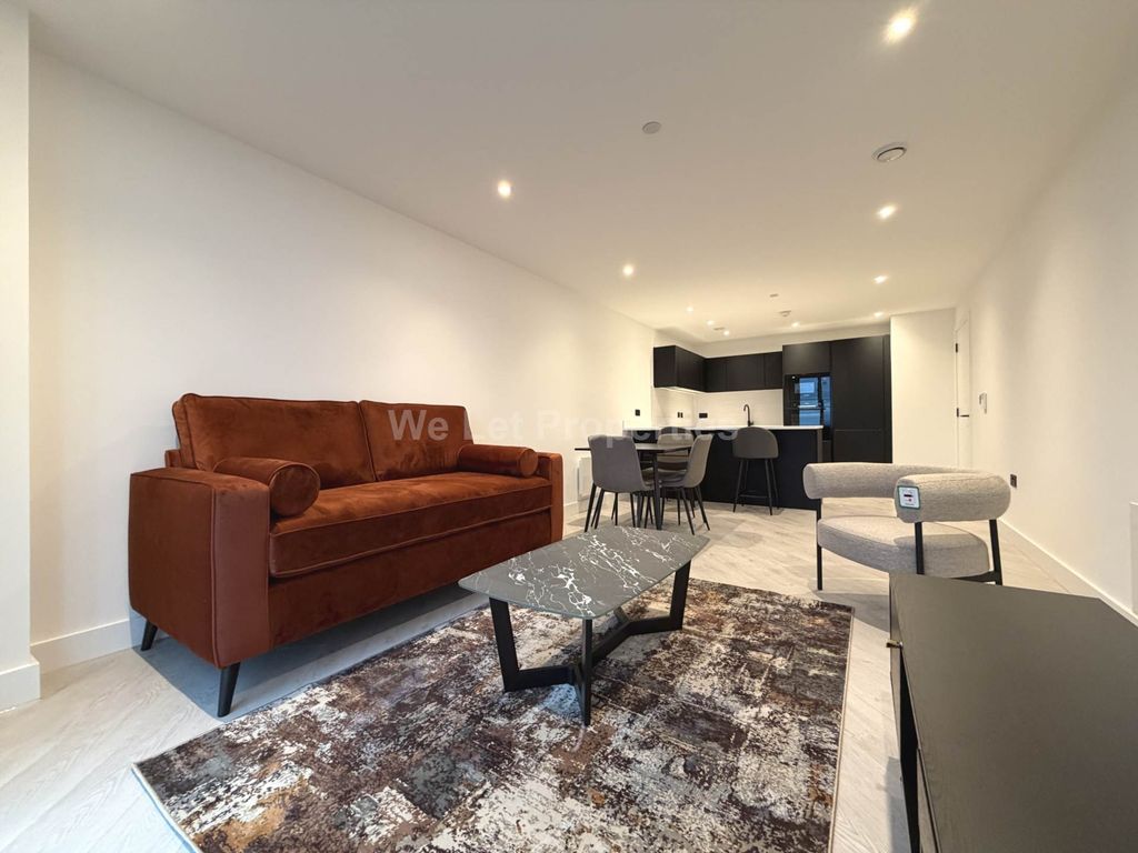 Property photo 3 of 45