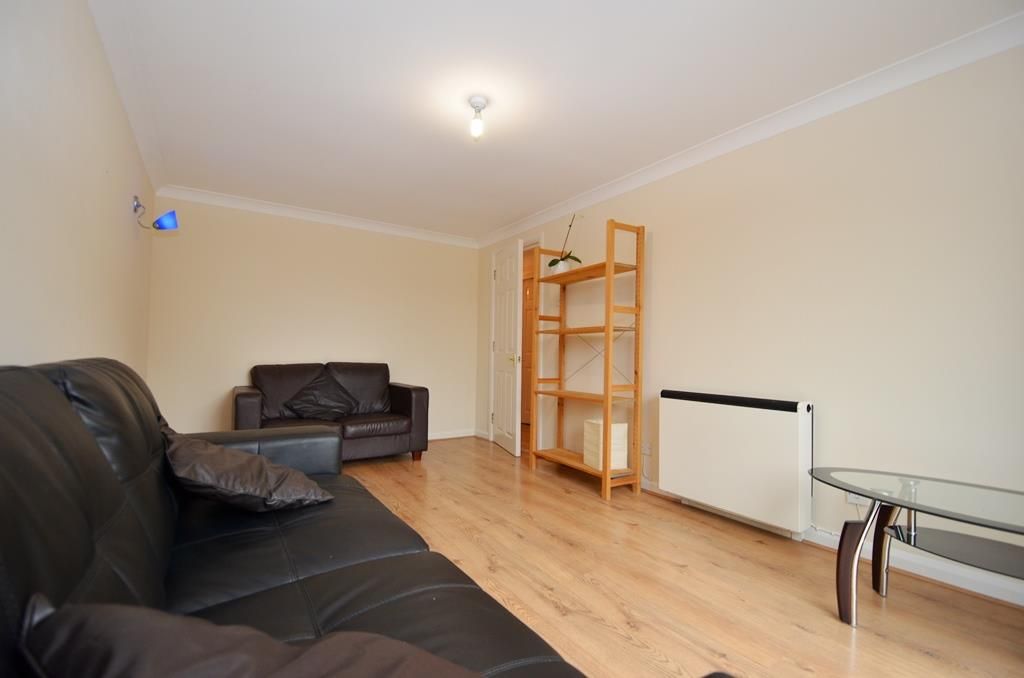 Property photo 3 of 8