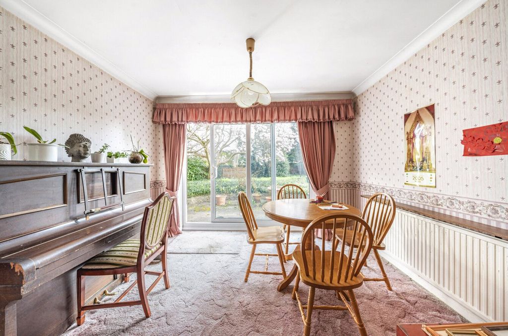 Property photo 3 of 17 Picture No. 06