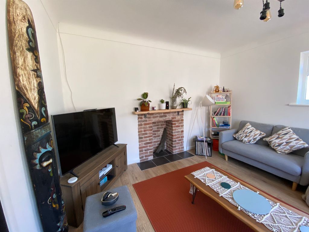 Property photo 3 of 19