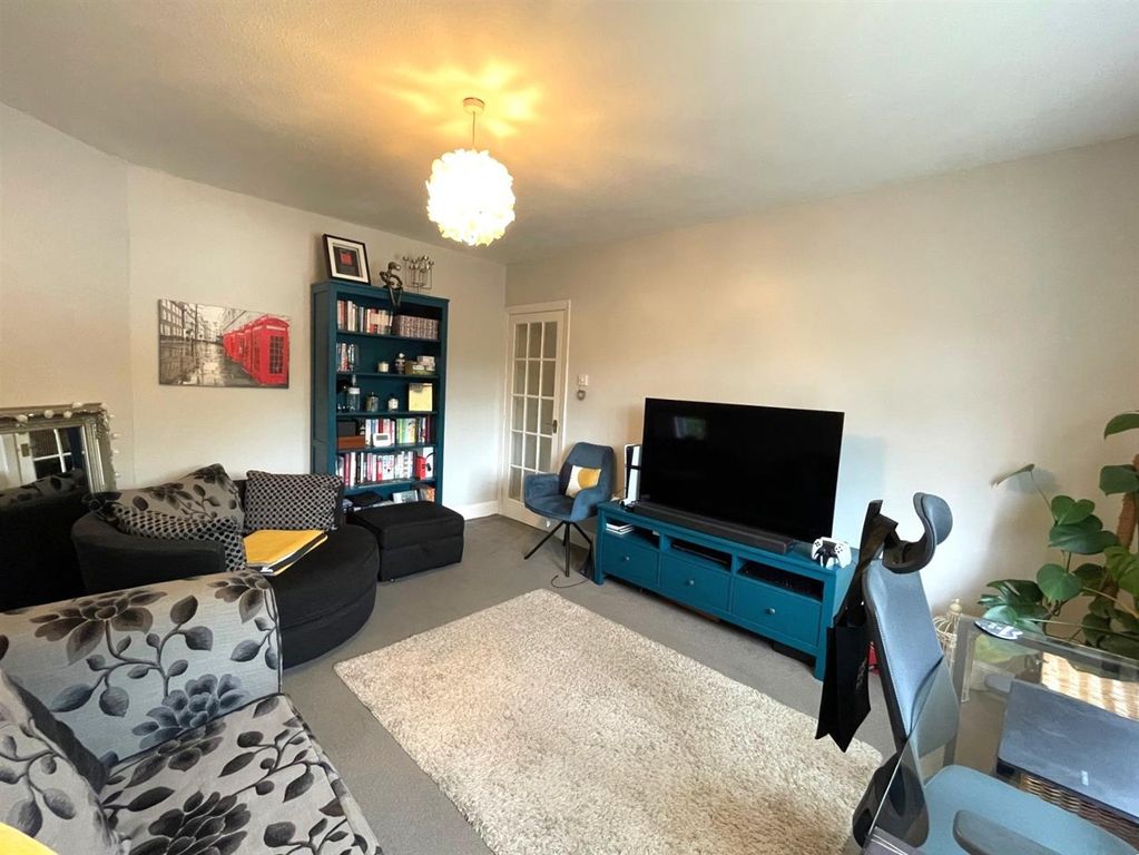 Property photo 3 of 14 Thumbnail_Img_4463.Jpg