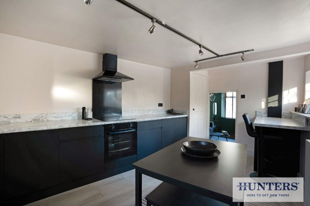 Property photo 3 of 19 101910_1-Victoria-Road-Guiseley (13) - Copy.Jpg